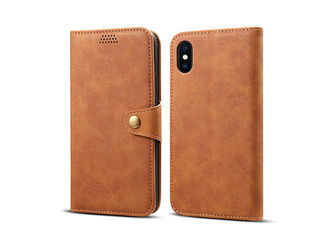 Retro Style Folio Phone Case Provides Ultimate Protection From Scratches